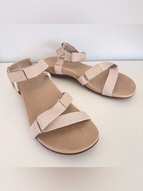 VIONIC Rest Candace Sandal